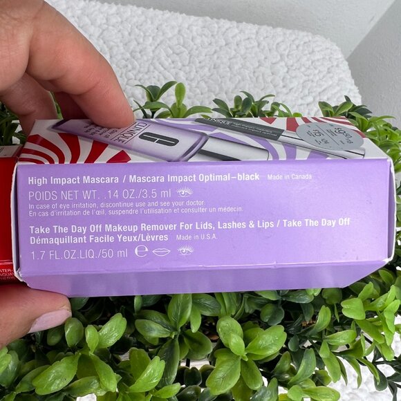 CLINIQUE - 4-Pc. Fan Favorites Mini Set (45$ Value) - Picture 5 of 5